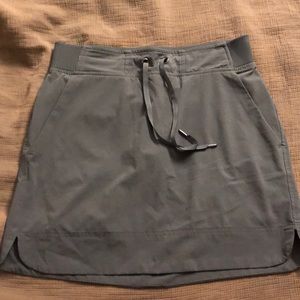 Athleta midtown skort size 2